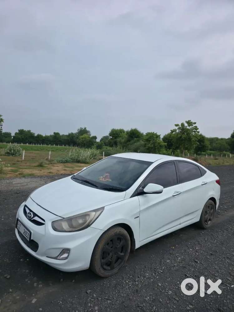 Hyundai Verna Diesel 2013