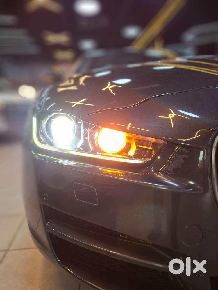 Jaguar Xe Prestige, 2016, Petrol