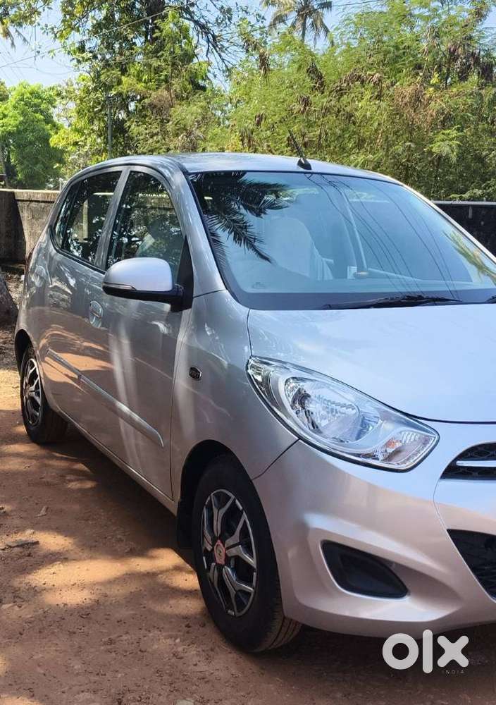 Hyundai I10 Sportz, 2012, Petrol