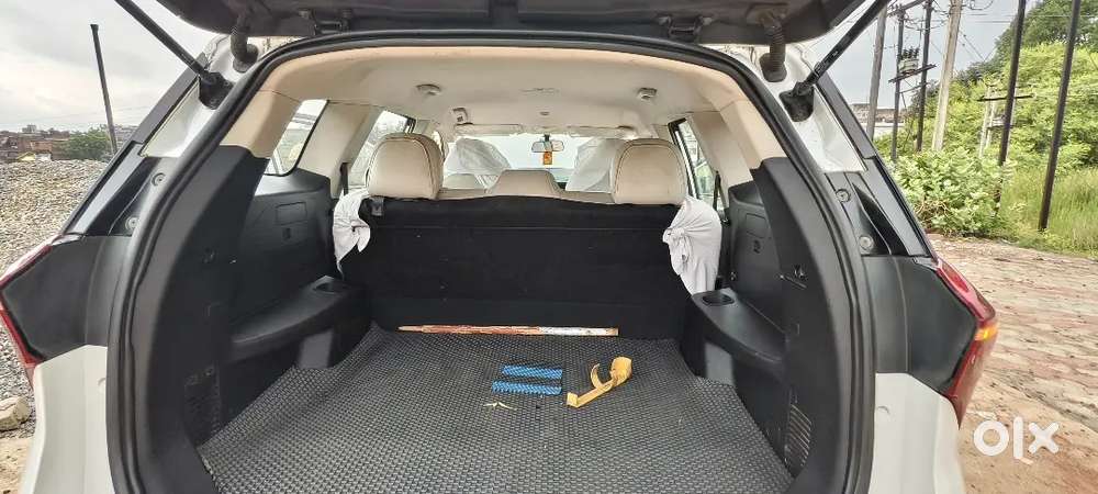 Mahindra Xuv700 Petrol 2024