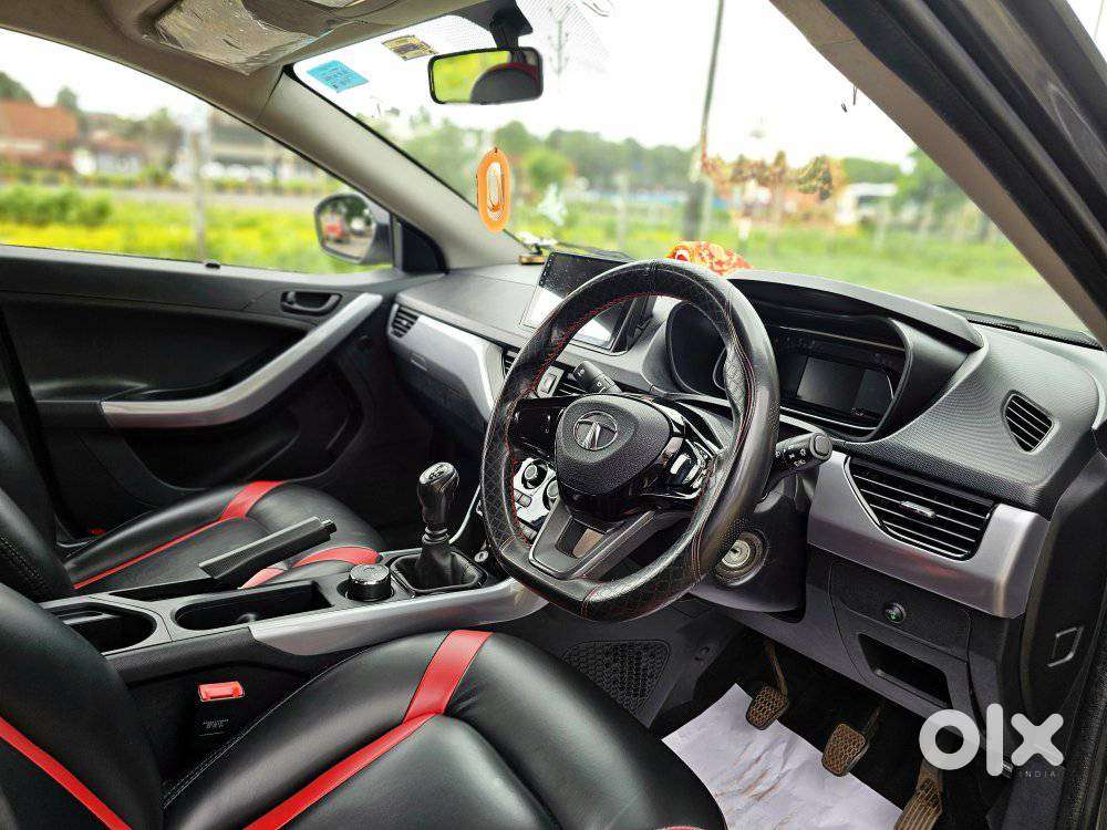 Tata Nexon 1.2 Revotron Xm (s), 2023, Petrol