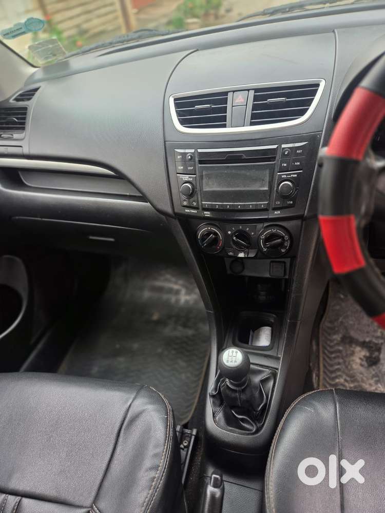 Maruti Suzuki Swift Lxi Option, 2015, Petrol
