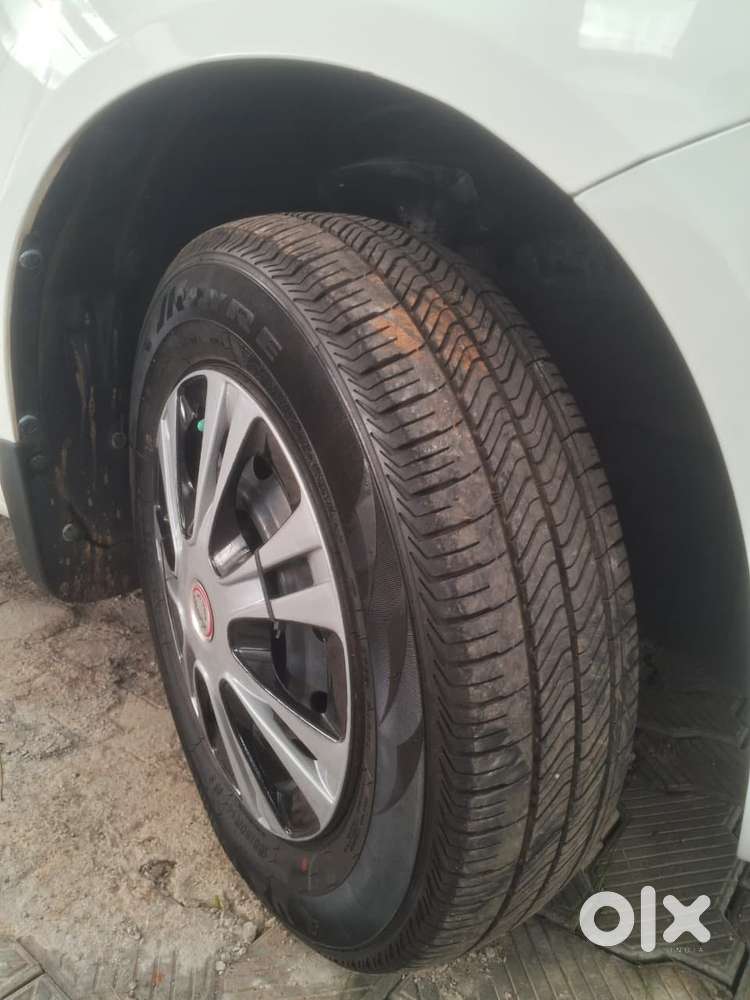 Maruti Suzuki Ritz Vxi, 2012, Petrol