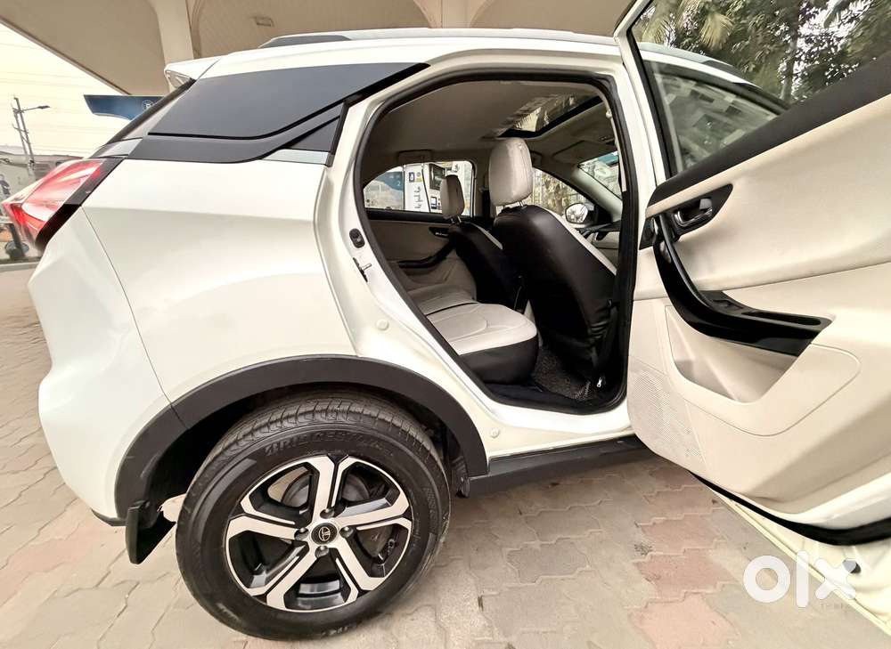 Tata Nexon 1.5 Revotorq Xza Plus S Amt, 2021, Petrol