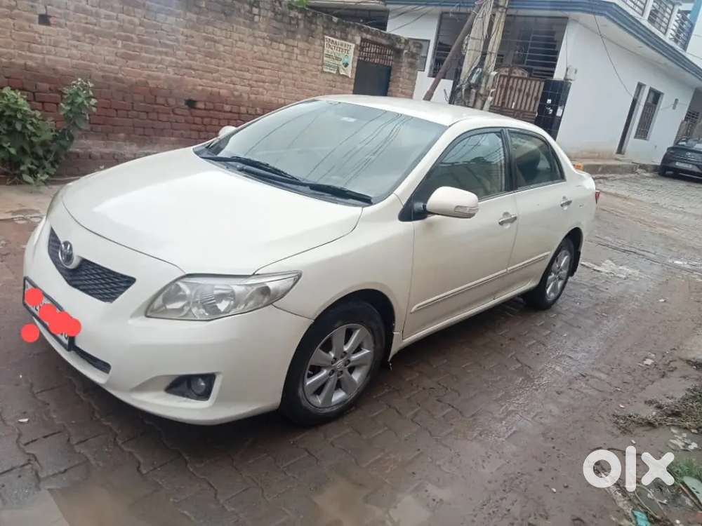 Toyota Corolla Altis 2010