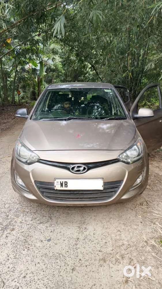 Hyundai I20 1.2 Sportz 2012