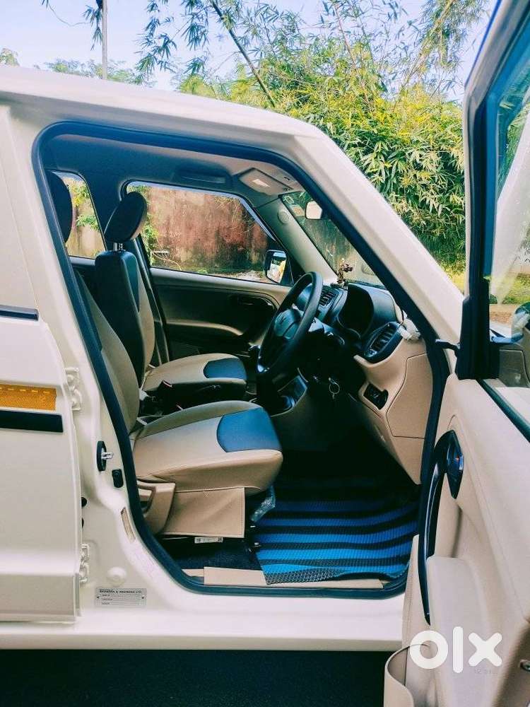 Mahindra Tuv 300 Plus P4, 2024, Diesel