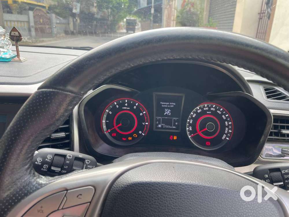 Mahindra Xuv300 W8 2021 Excellent Condition