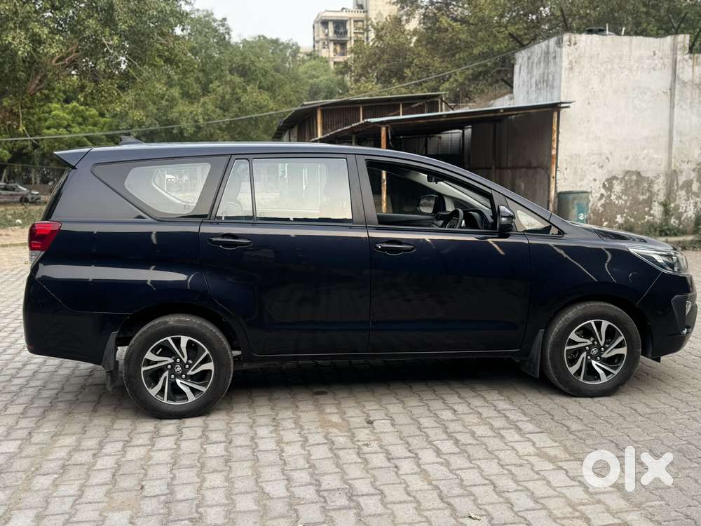 Toyota Innova Crysta [2020-ongoing] 2.4 Gx At 7 Str, 2021, Diesel