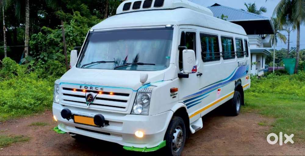 Traveller - 26 Seat