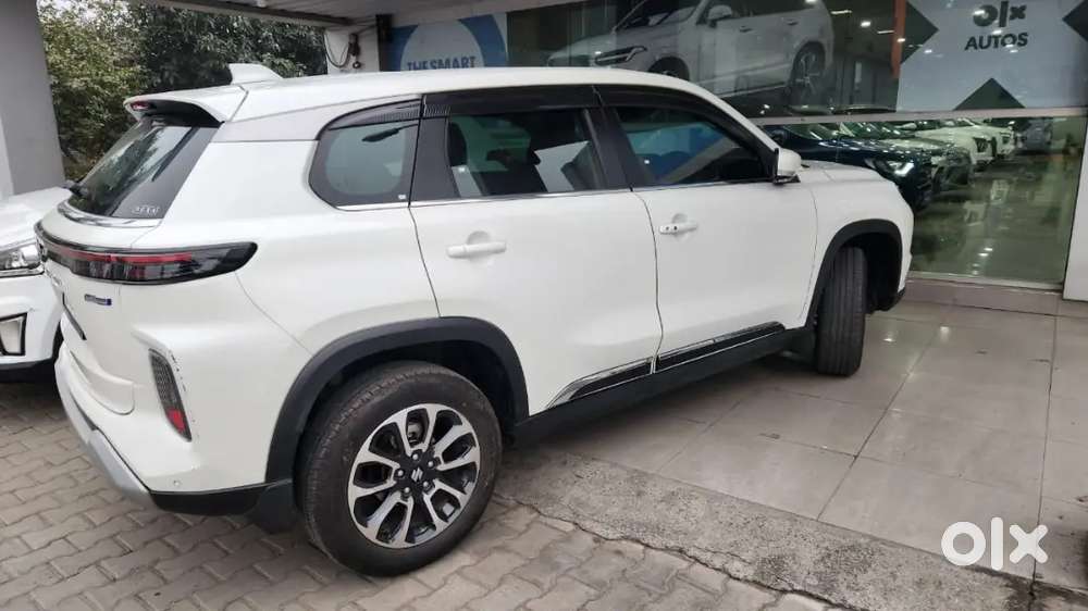 Maruti Suzuki Grand Vitara 2023 Petrol Manual 40000 Km Driven