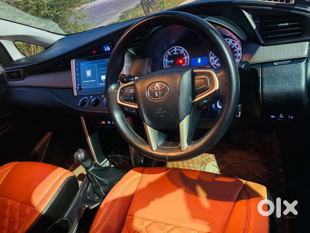 Toyota Innova Crysta 2.4 G Mt 7 Str, 2023, Diesel