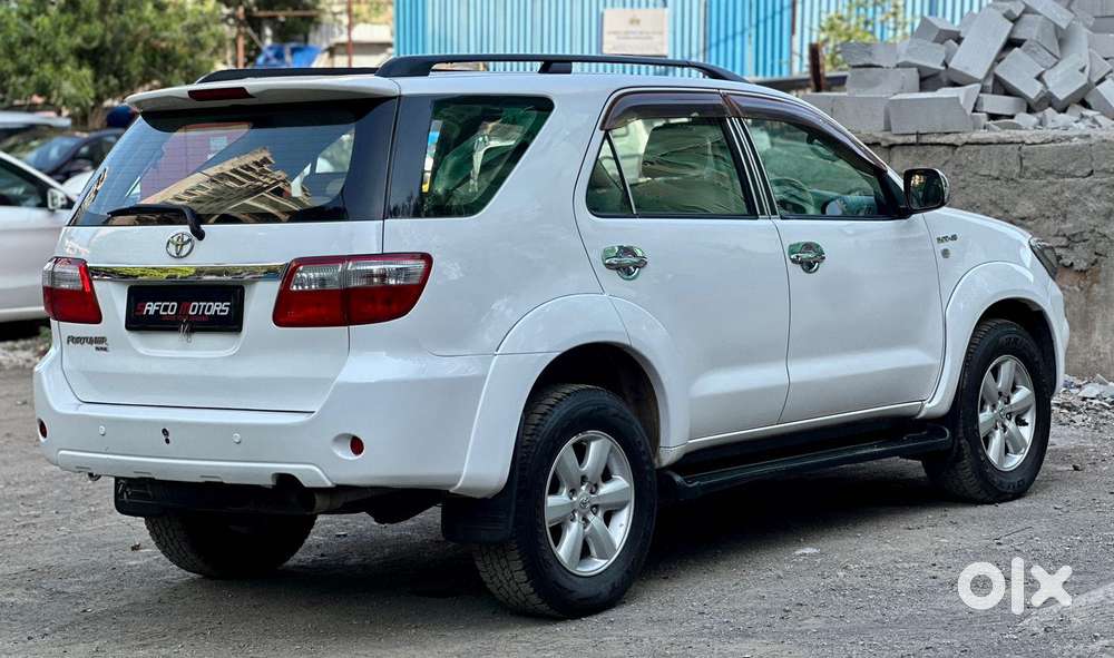 Toyota Fortuner 3.0 4x4 Manual, 2010, Diesel