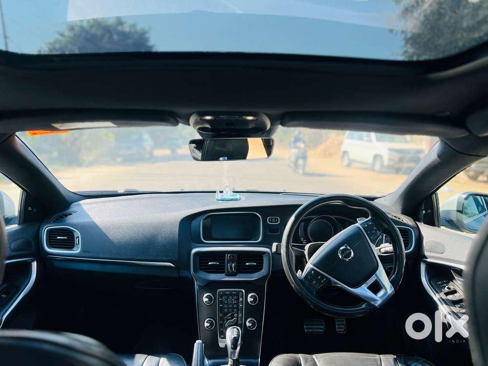 Volvo V40 D3 R Design, 2018, Diesel