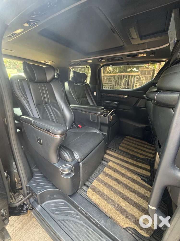Toyota Vellfire Vip – Executive Lounge, 2020, Petrol