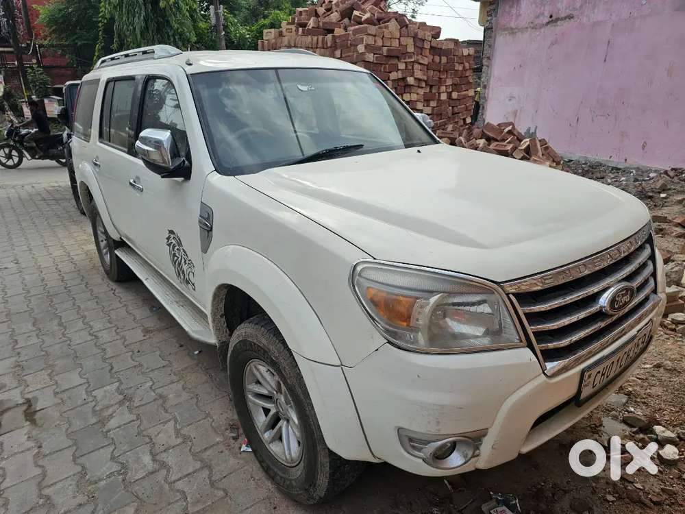 Ford Endeavour Diesel 2012 Year