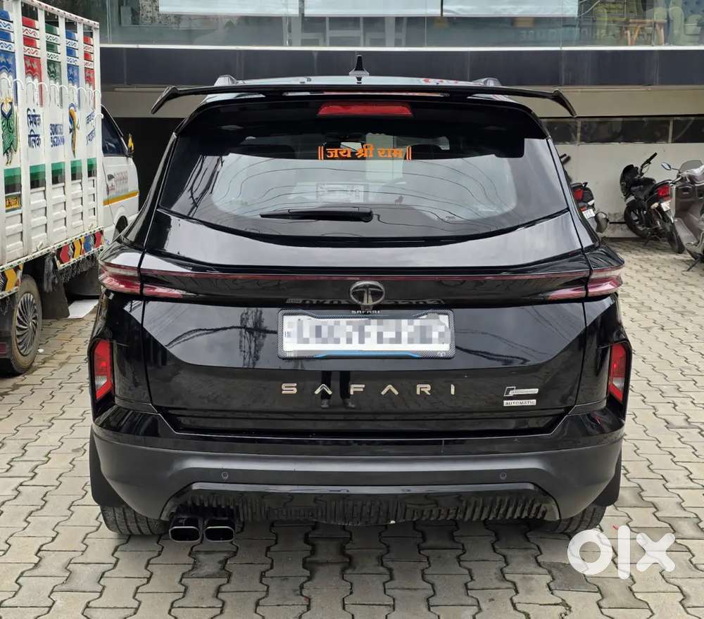 Tata Safari Accomplished Plus Dark 7str Automatic(adas)