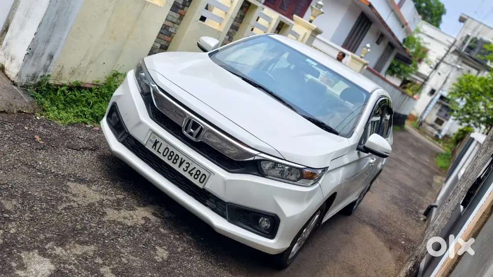 Honda Amaze 2020 Petrol 16000 Km Driven, Well Maintained