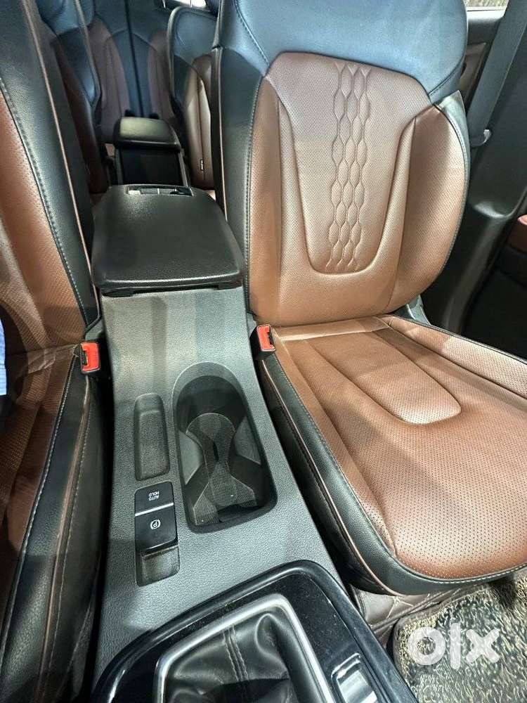 Hyundai Alcazar Signature, 2021, Petrol