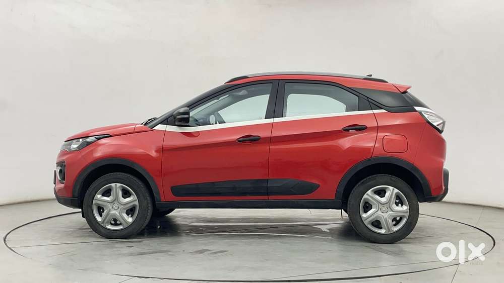 Tata Nexon 1.2 Revotron Xm (s), 2022, Petrol