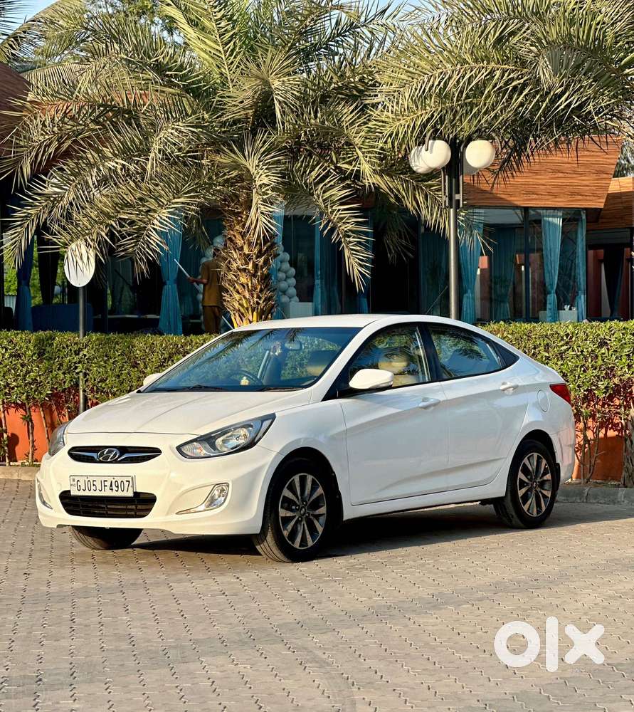 Hyundai Fluidic Verna 1.6 Vtvt S(o), 2014, Petrol