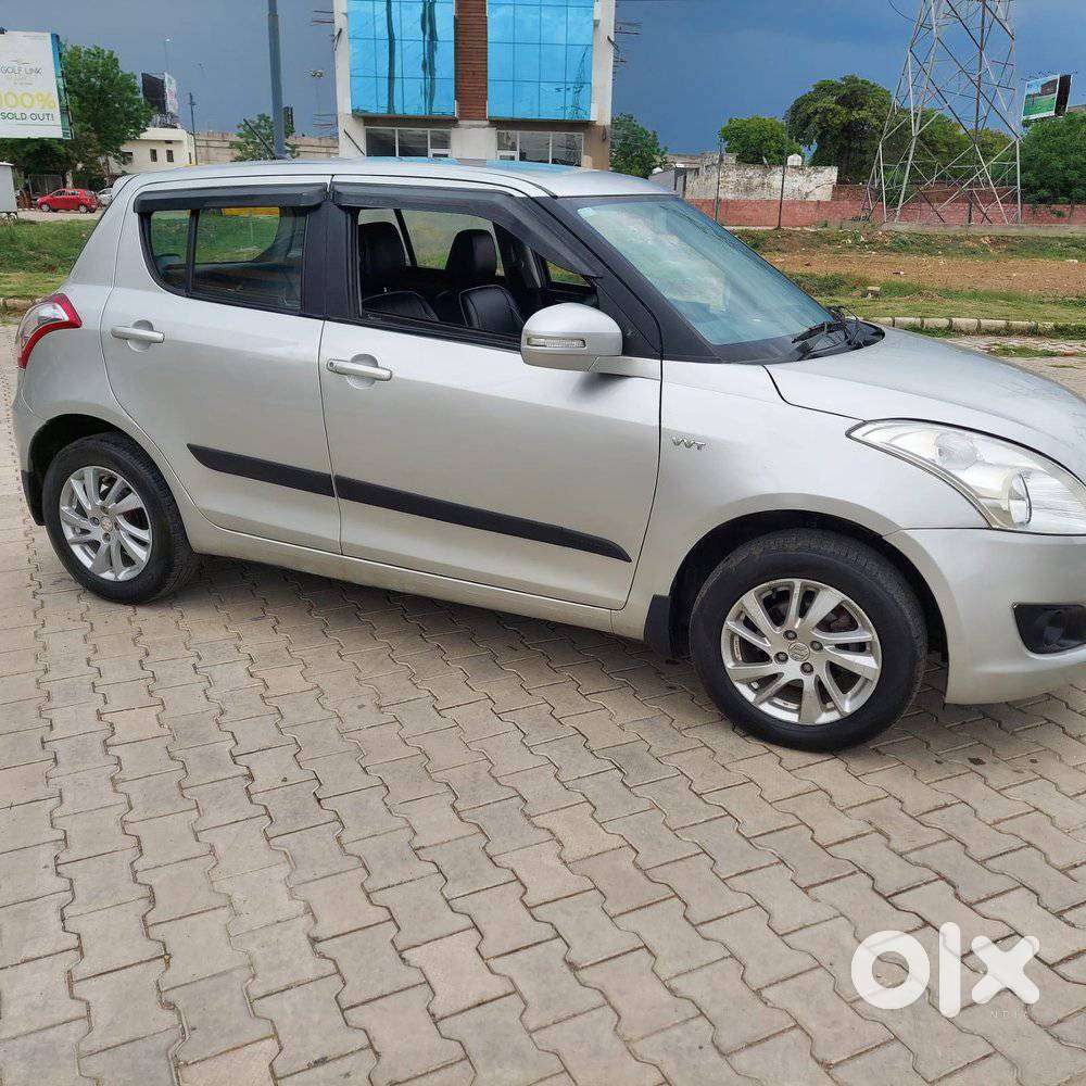 Maruti Suzuki Swift Vvt Zxi, 2013, Petrol