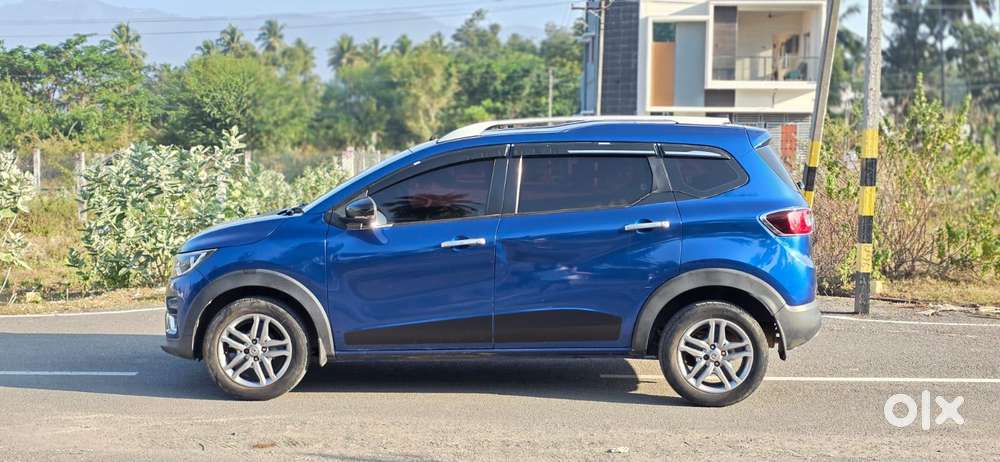 Renault Triber Rxz Easy-r Amt, 2022, Petrol