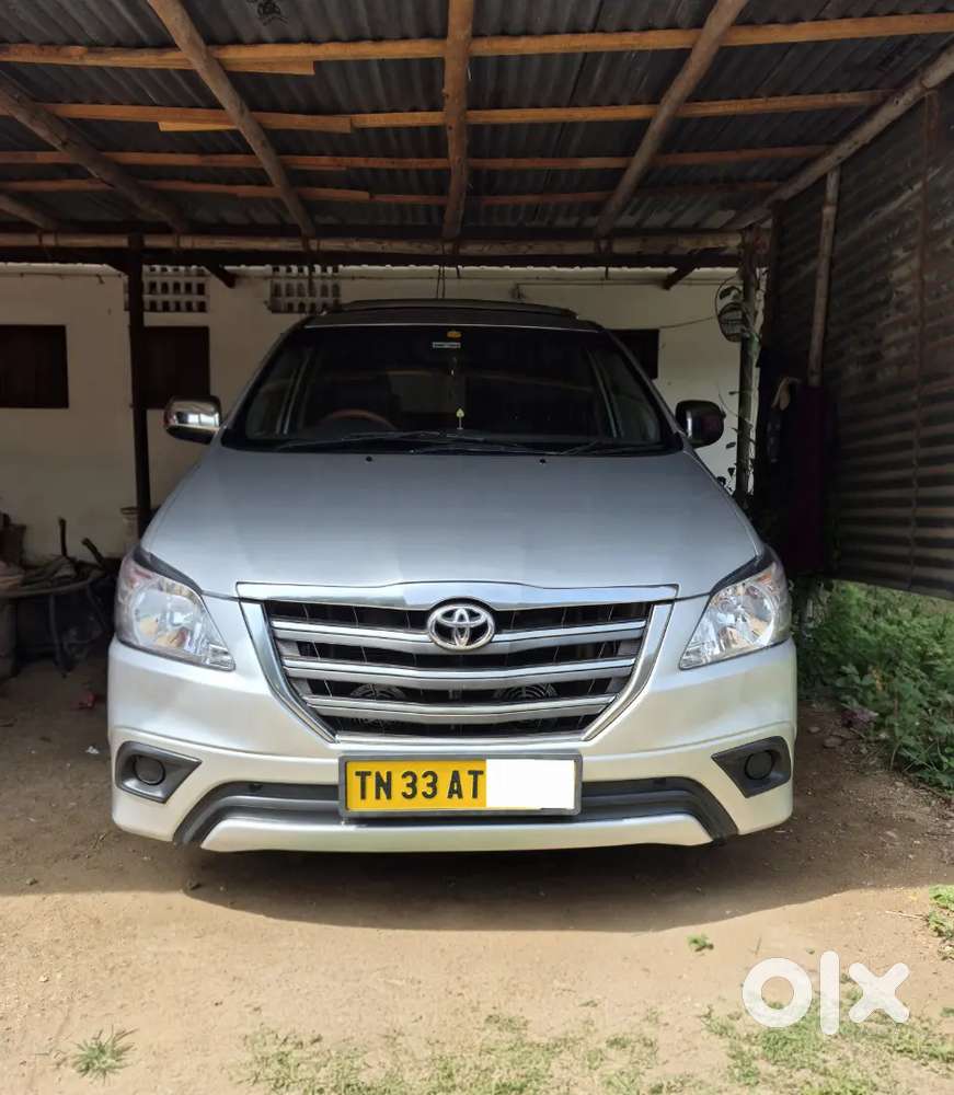 Toyota Innova T- Board 2.5 Gx 2011
