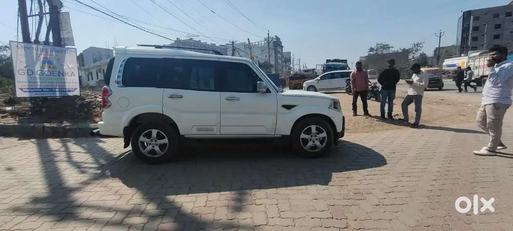 Mahindra Scorpio Classic 2021 Diesel 40000 Km Driven