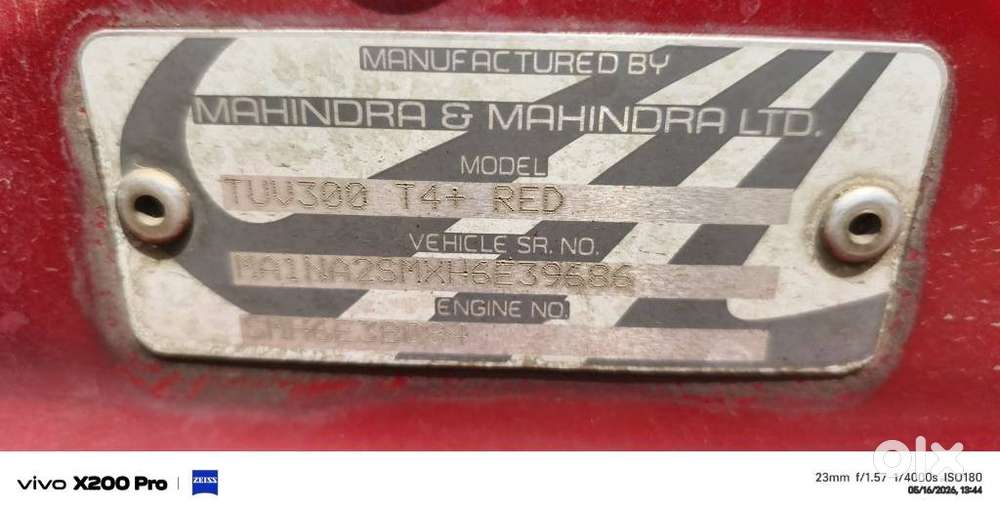 Mahindra Tuv 300 T4 Plus, 2016, Diesel
