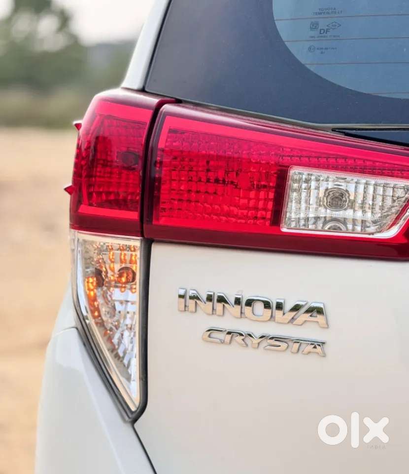 Toyota Innova Crysta [2020-ongoing] 2.4 Gx 7 Str, 2025, Diesel