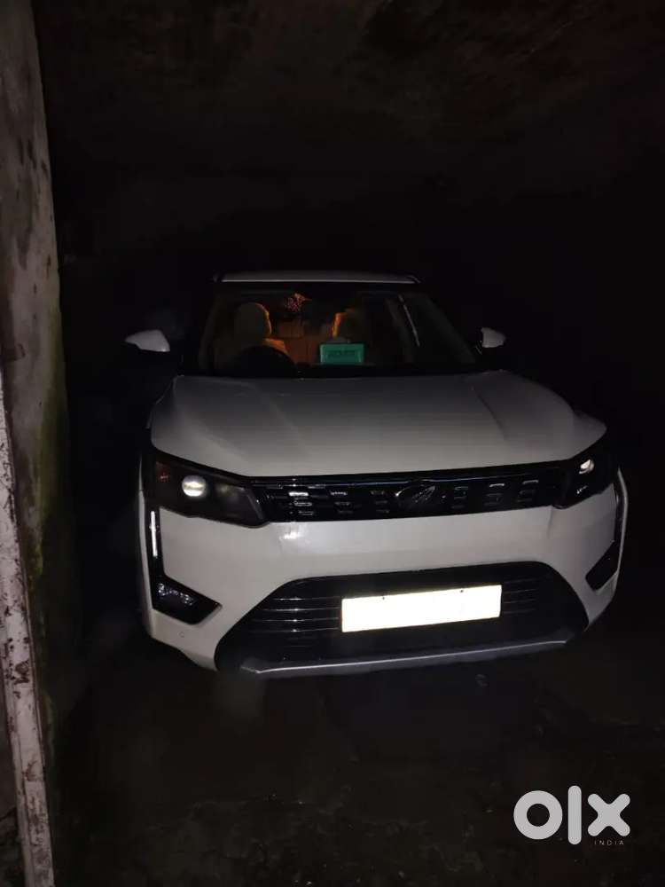 Mahindra Xuv300 2021 Petrol 33500km Driven