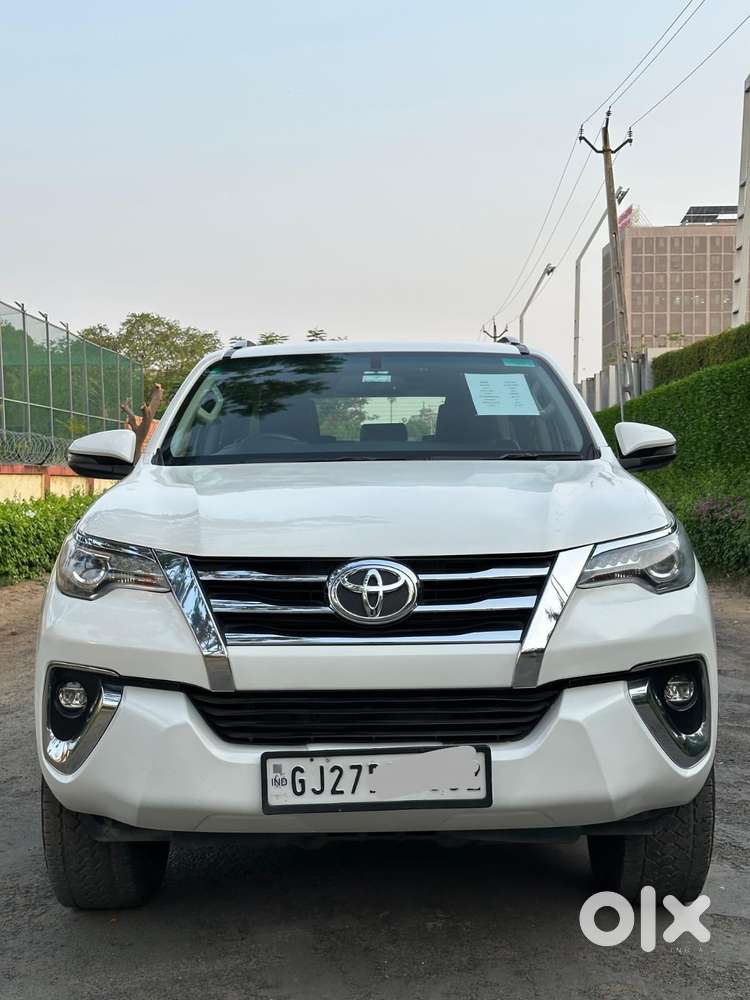 Toyota Fortuner 4x2 At 2.8 Diesel, 2020, Diesel