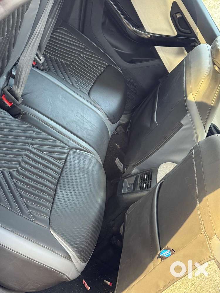 Tata Curvv Accomplished S 1.2 Revotron Petrol 7dca, 2025, Petrol