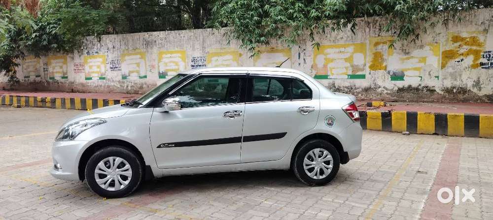 Maruti Suzuki Swift Dzire 1.2 Vxi Bsiv, 2015, Petrol
