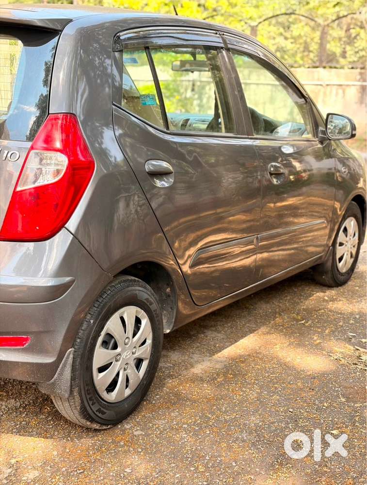 Hyundai I10 Sportz 2011
