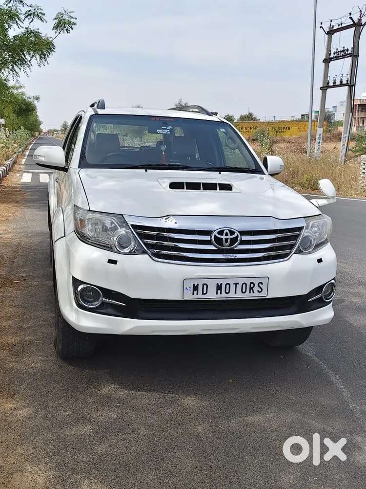 Toyota Fortuner 2015 Diesel 172000 Km Driven