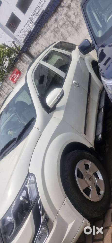 Mahindra Xuv500 W4, 2016, Diesel