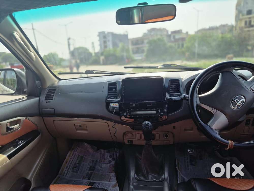 Toyota Fortuner 4x2 Manual, 2013, Diesel