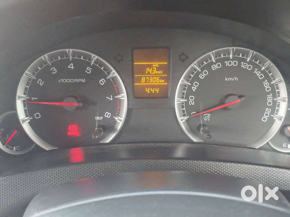 Maruti Suzuki Swift Vxi, 2015, Petrol