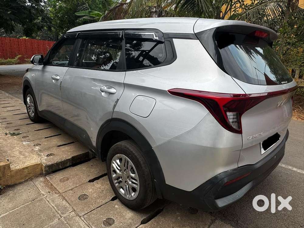 Kia Carens 2023 October Petrol Good Condition