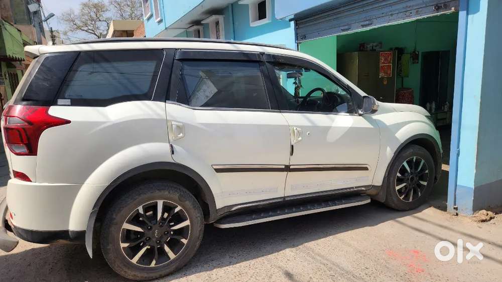 Mahindra Xuv500 W11 At Diesel 2019