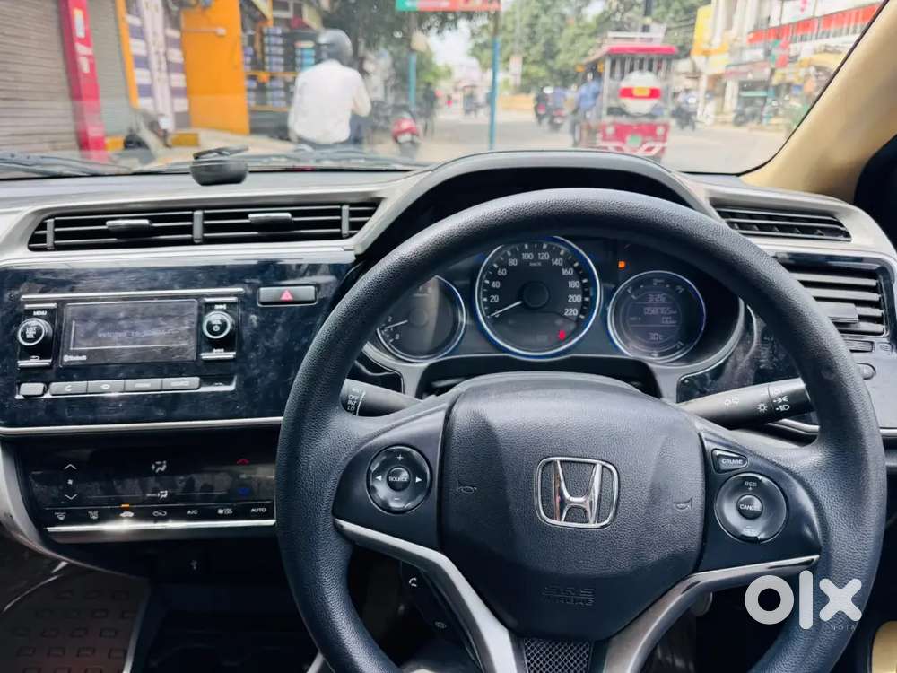 Honda City 2017 Petrol 5800 Km Driven