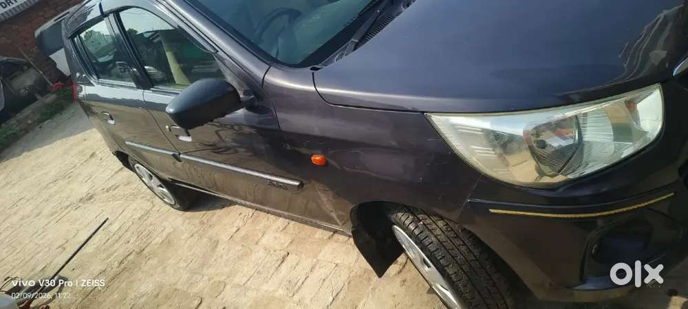 Very Good Condition Car New Tyre Bumper To Bumper Genuine Cng Outside