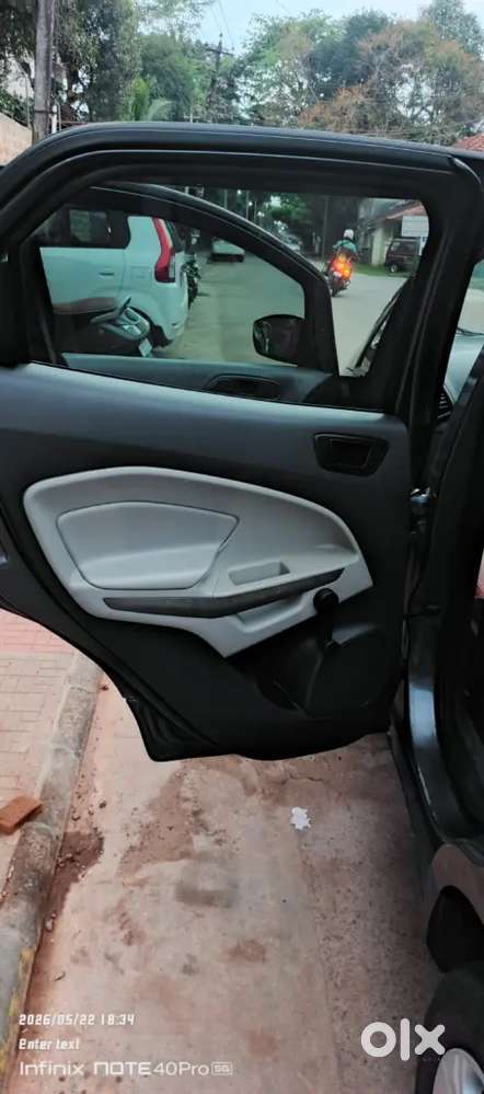 Ford Ecosport 2015 Diesel 123000 Km Driven