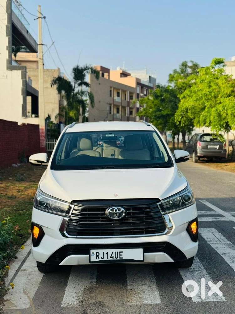 Toyota Innova Crysta 2.4 V, 2017, Diesel