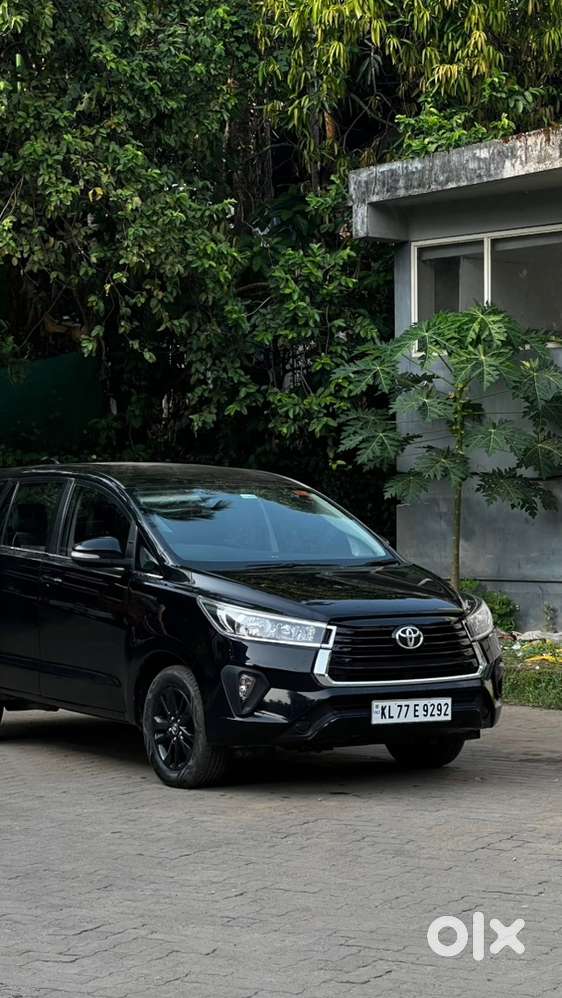 Innova Crysta 2.8 G Automatic