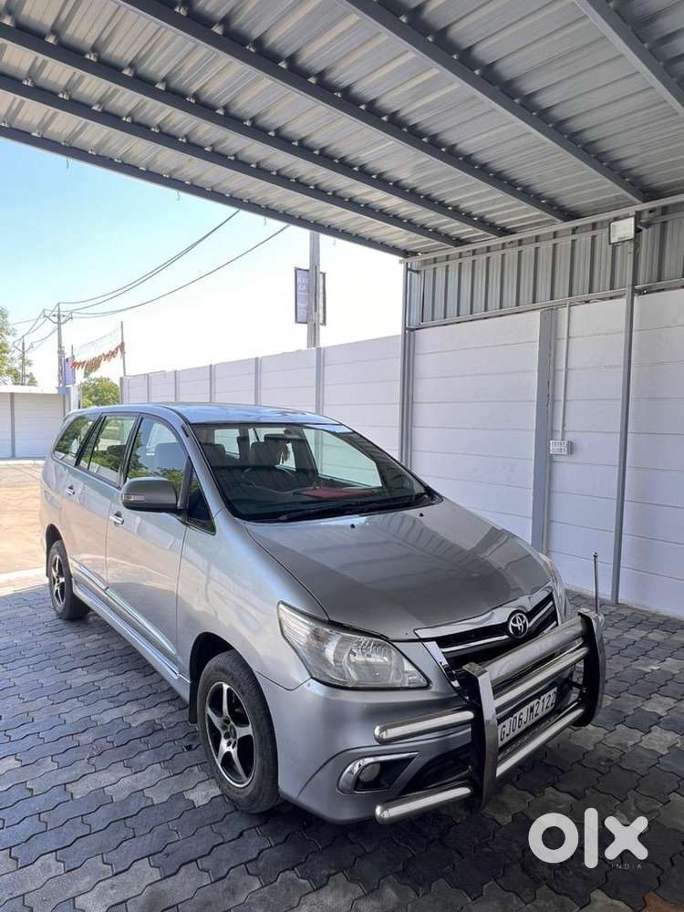 Toyota Innova 2016 Diesel 189000 Km Driven