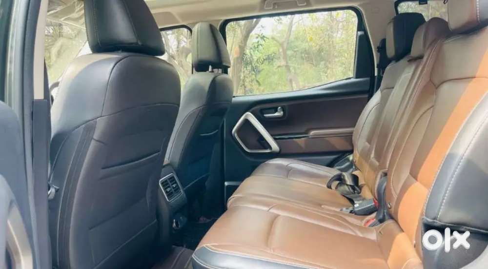 Mahindra Scorpio N 2023 Petrol Well Maintained