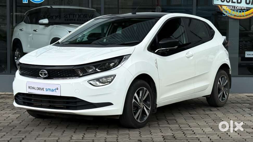 Tata Altroz, 2022, Petrol